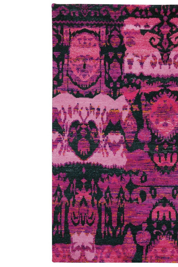 Carousel-Juggler Cotton Candy Area Rug