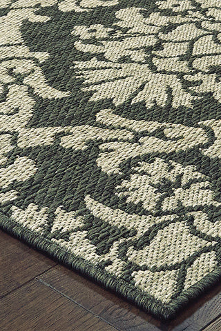 100% Polypropylene Vintage  Indoor/Outdoor Area Rug