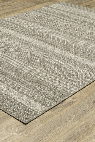 100% Polypropylene Vintage  Indoor/Outdoor Area Rug