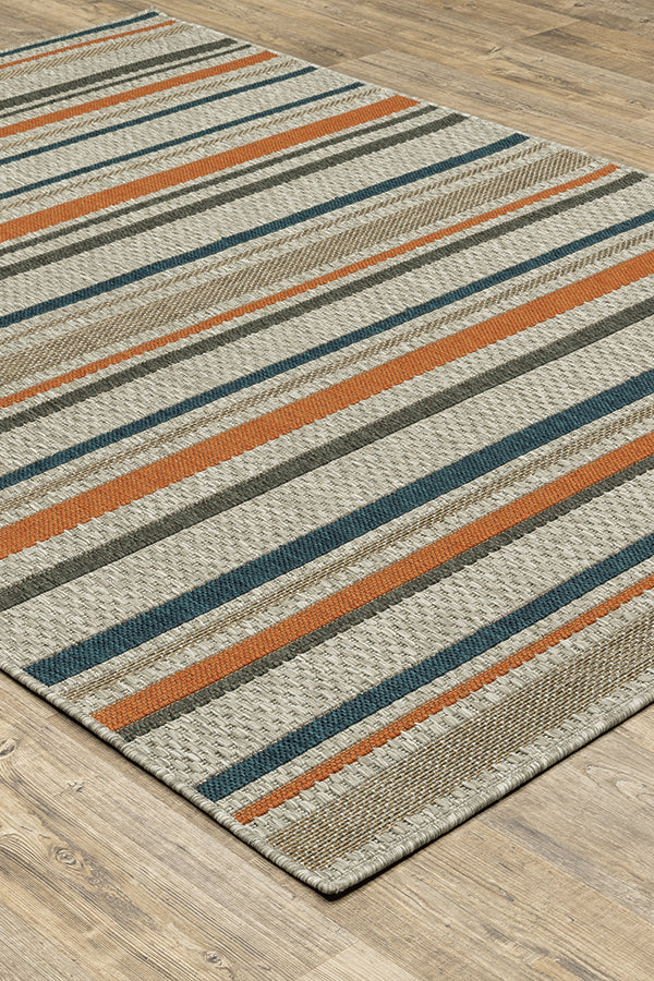 100% Polypropylene Vintage  Indoor/Outdoor Area Rug