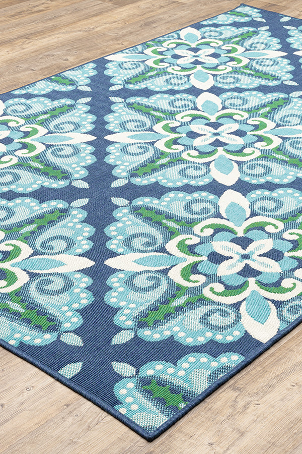 100% Polypropylene Vintage  Indoor/Outdoor Area Rug