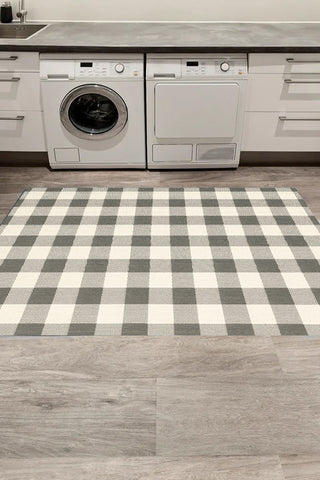 100% Polypropylene Farmhouse  Indoor/Outdoor Area Rug