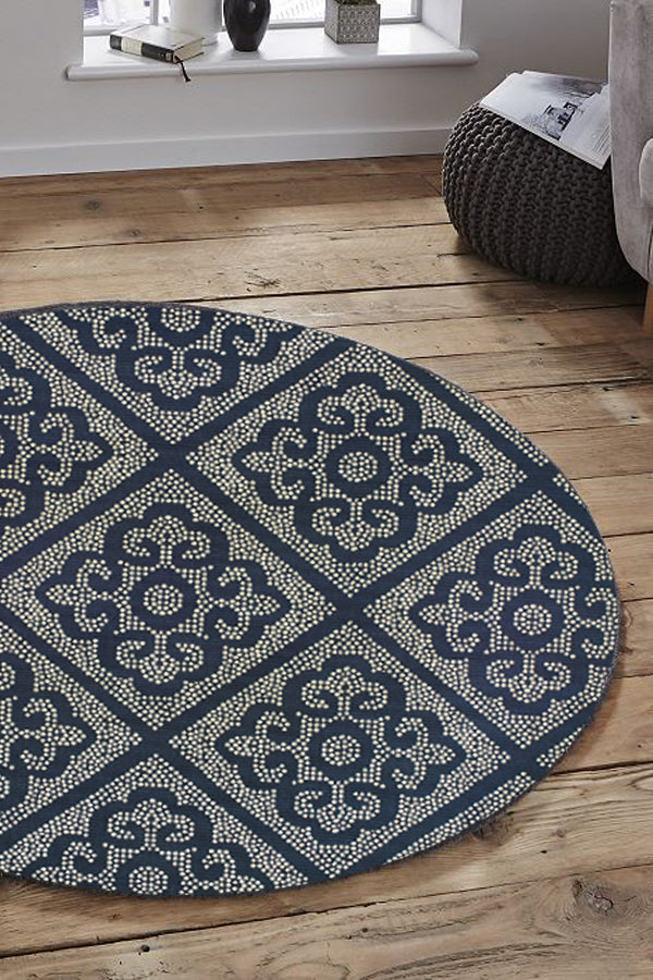 100% Polypropylene Vintage  Indoor/Outdoor Area Rug